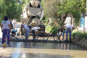 MERCEDES COMENZÓ 2026 CON AVANCES EN OBRAS DE PAVIMENTACIÓN