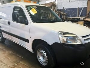 INTERNOS DEL PENAL 5 REPARARON VEHÍCULO DEL MUNICIPIO DE MERCEDES