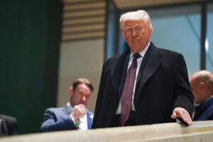 EE.UU: TRUMP DESCLASIFICARÁ ARCHIVOS SOBRE OVNIS Y EXTRATERRESTRES