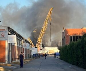 TEMOR POR UN PRINCIPIO DE INCENDIO EN FÁBRICA SANMARTIN