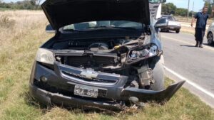 RUTA 5: AUTO CON FAMILIA DE OLAVARRÍA CHOCÓ CONTRA CAMIÓN EN MERCEDES