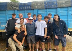 JOVENES MERCEDINOS Y ALL BOYS SOLIDARIO: AL COMPROMISO NO LO DETIENE NI LA LLUVIA
