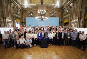 KICILLOF PROMETIÓ COPARTICIPAR FONDOS QUE RECUPERE DEL RECLAMO CONTRA NACIÓN