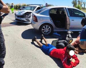 PERSECUCIÓN CINEMATOGRÁFICA: CHOQUE Y DETENCIONES POR PRESUNTO CARGAMENTO DE DROGAS