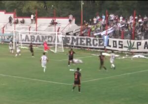 CLUB MERCEDES NO PUDO CON LA SOLIDEZ DE BERAZATEGUI Y PERDIÓ EL INVICTO