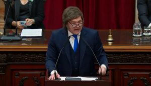 MILEI ABRIÓ SESIONES CON DISCURSO EXPLOSIVO: REFORMAS, ATAQUES Y TENSIÓN