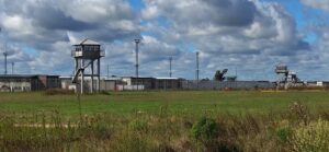 EN SECRETO: LA MINISTRA DE SEGURIDAD ALEJANDRA MONTEOLIVA RECORRIÓ EL PENAL FEDERAL DE AGOTE