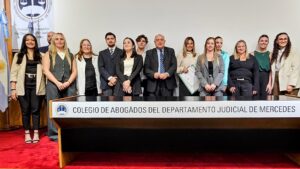 TRECE NUEVOS MATRICULADOS SE SUMAN AL COLEGIO DE ABOGADOS
