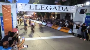 DOBLE BRAGADO: CRISTIAN CLAVERO Y MARIBEL AGUIRRE ALCANZARON LA GLORIA