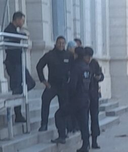 TENSIÓN Y PRESENCIA POLICIAL EN LA ESCUELA NORMAL POR UNA AMENAZA DE ATAQUE