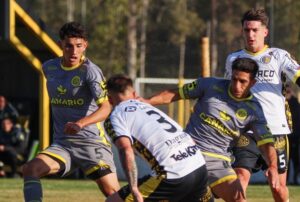 PRIMERA B: FLANDRIA SUFRIÓ UN DURO GOLPE EN EL CARLOS V ANTE COMUNICACIONES