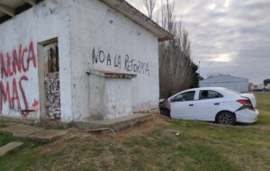 DESPISTE EN RUTA 5: CHOCÓ CONTRA EL PREDIO DE UNA CEREALERA