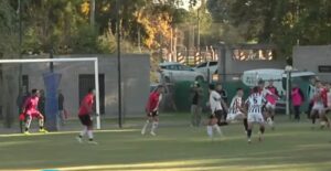 CLUB MERCEDES RESISTIÓ CON DIEZ Y RESCATÓ UN EMPATE ANTE JUVENTUD UNIDA