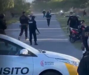 LOBOS: MEGAOPERATIVO EN RUTA 41 CON 30 JÓVENES APREHENDIDOS Y SECUESTRO DE MOTOS