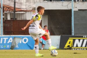 FLANDRIA NO LEVANTA: NUEVA DERROTA EN ZÁRATE Y CRECE LA PREOCUPACIÓN