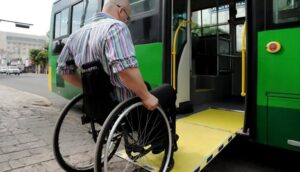 TRANSPORTE PÚBLICO: PERSONAS CON DISCAPACIDAD PODRÁN VIAJAR GRATIS SIN EL CERTIFICADO FÍSICO