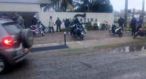 INDIGNACIÓN Y NECESIDAD: ESTAFAN A 50 CHIVILCOYANOS CON UNA FALSA OFERTA LABORAL